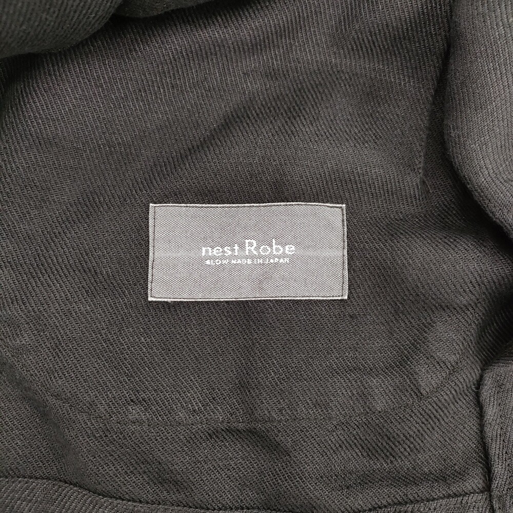 Picture 4 of 5