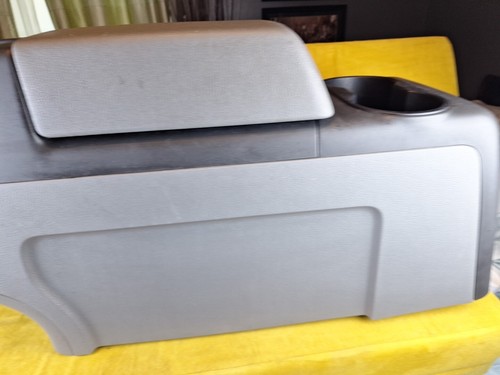 2004 05 06 07 08 Ford F150 Center Console Gray - Picture 11 of 15