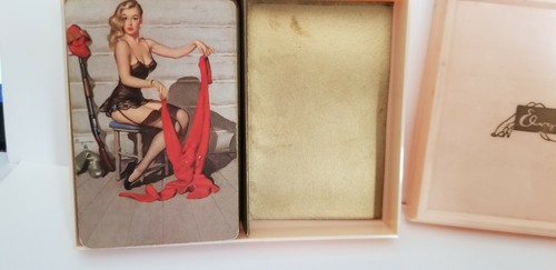 Vintage doppio mazzo Gil Elvgren B&B pin-up ragazza che gioca 52 carte e custodia RARA - Foto 2 di 8