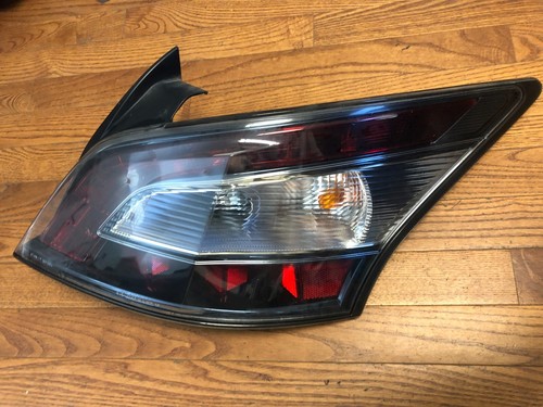 2012-2014 NISSAN MAXIMA OEM Passenger Right Side Taillight Lamp Assembly - Picture 11 of 15