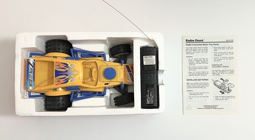 Radio Shack Motor City Racer - RC Radio Controlled Racer Car With Controller - Picture 2 of 10