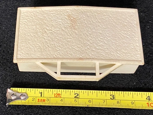 LAUNCH TOWER TOP,MARX CAPE KENNEDY PLAY SET,COVER,PAD,GANTRY,ORIGINAL,OFF WHITE