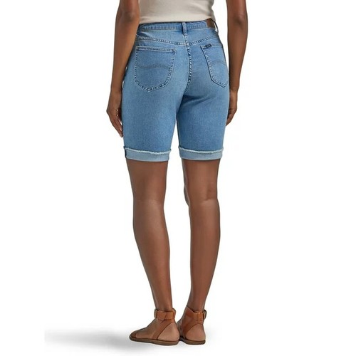 Lee Women's Mid Rise Cuffed Bermuda Shorts Size: 18M or 22M NWT - Picture 2 of 4