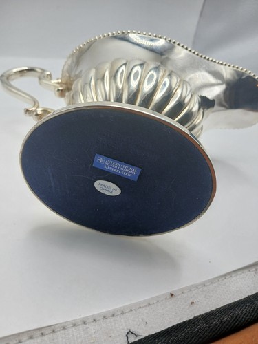 Vintage International Silver Co. Sauce Gravy Boat - 3.5 x 6 - Picture 5 of 8
