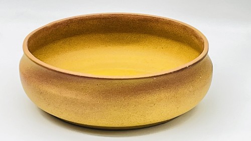Massive BMP CANADA Red-Ware 11” x 4” Bowl BLUE MOUNTAIN POTTERY Yellow Red Ombré - Picture 2 of 14