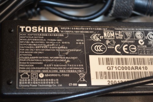 GENUINE Toshiba OEM Laptop Charger PA3822U-1ACA 19V 2.37A Plug Port Supply Cord - Picture 3 of 4