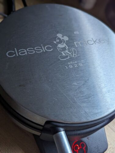Disney Classic Mickey Mouse Waffle Maker Brushed Stainless Steel DCM-1 - Works - Picture 12 of 17