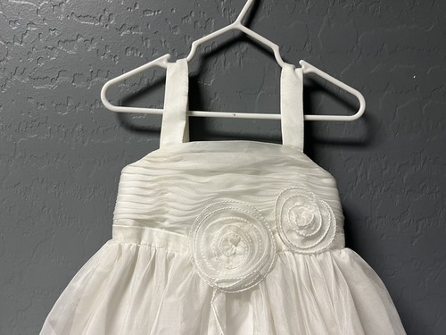 David’s Bridal Toddler Girl’s Flower Girl Dress 3D Flowers Size 3T - Picture 5 of 11