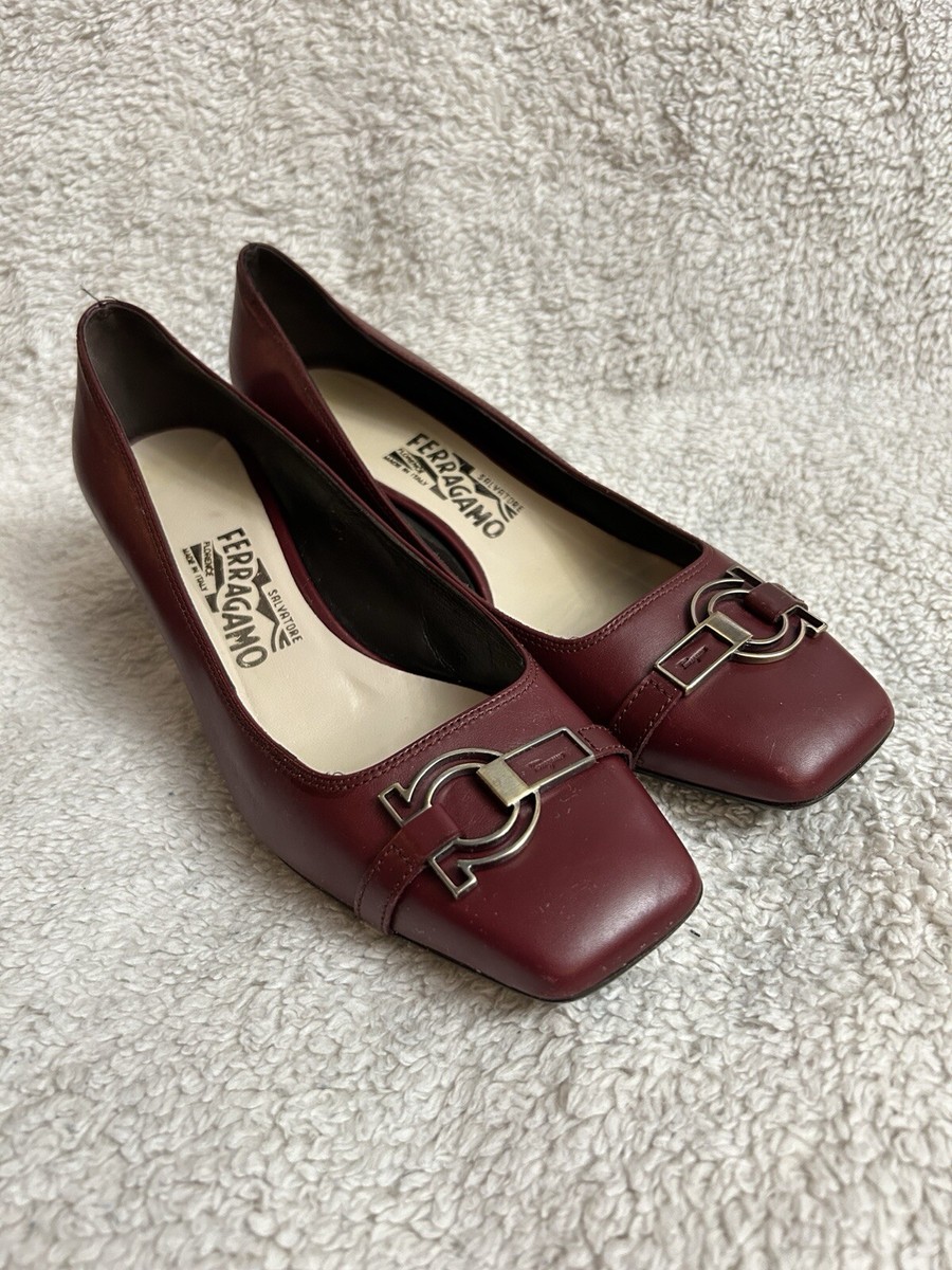 Salvatore Ferragamo Women display picture 2