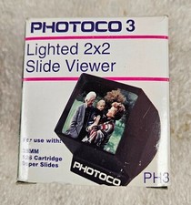 PHOTOCO 3 - Model PH3, Portable Slide Viewer. Lighted. w/t BATTERIES INSTALLED