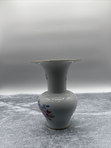 B645 Große Ludwigsburg Porzellan Prunkvase Florales Design Goldrand Vintage - Bild 4 von 12