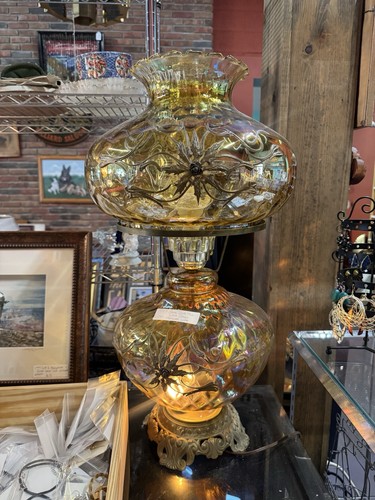 Epic 1950’s Gone With The Wind Citrine Carnival Glass Hurricane Lamp - Picture 5 of 9