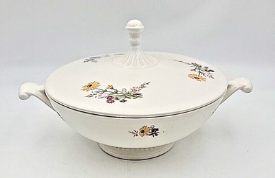 Antique Hall China Co Sunflowers Pattern. Covered Serving Bowl Dish w Lid