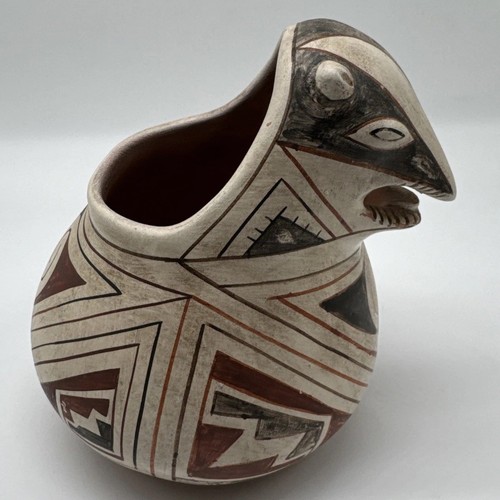 Polychrome Badger-Shaped Vessel – Geometric Motifs, Cream Background - Picture 5 of 12