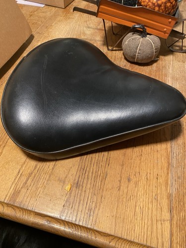 De colección BAR ENTERPRISE Solo Seat Springer Chopper Harley Davidson - Imagen 1 de 6