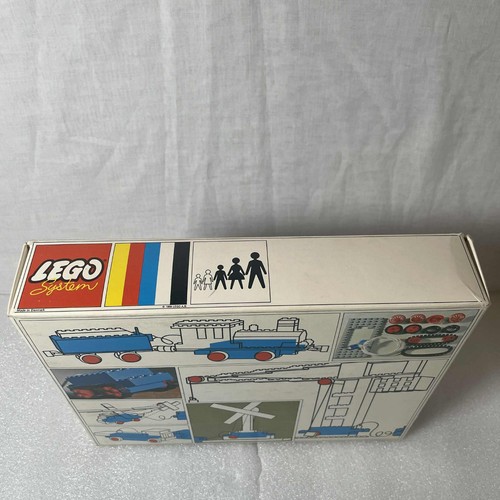 Lego Universal Building Set 4.5V Motor Set with Rubber Tracks 103 Vintage 1969 - Picture 3 of 9