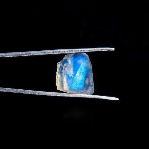 Pietra di luna arcobaleno blu 100% naturale sfaccettatura esemplare grezzo vecchio stock grezzo - Foto 19 di 21