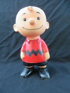 united feature syndicate charlie brown doll