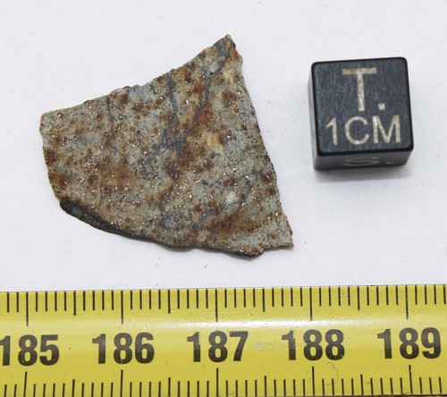 Tranche de météorite Vinales dans une boite - Chondrite L6 ( 1.92 gr - 005 ** ) - Imagen 9 de 11