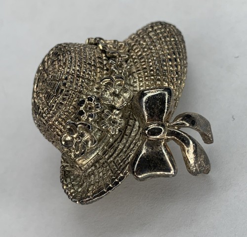 Vintage Victorian Style Hat Brooch Floral Ribbon Pin Silver Tone 2” - Picture 8 of 8