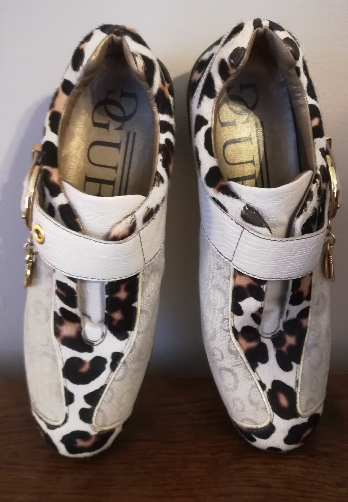 BASKET FEMME GUESS TISSU ET CUIR - Color BEIGE ET LEOPARD - POINTURE 38 BASKET ET FEMME GUESS TISSU ET BASKET CUIR - Color BEIGE ET LEOPARD - POINTURE 38 3e20fc