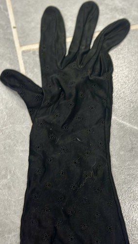Vintage Women’s Gloves 3 Pairs, Black, Brown and White Lace with Pearl - Picture 8 of 9