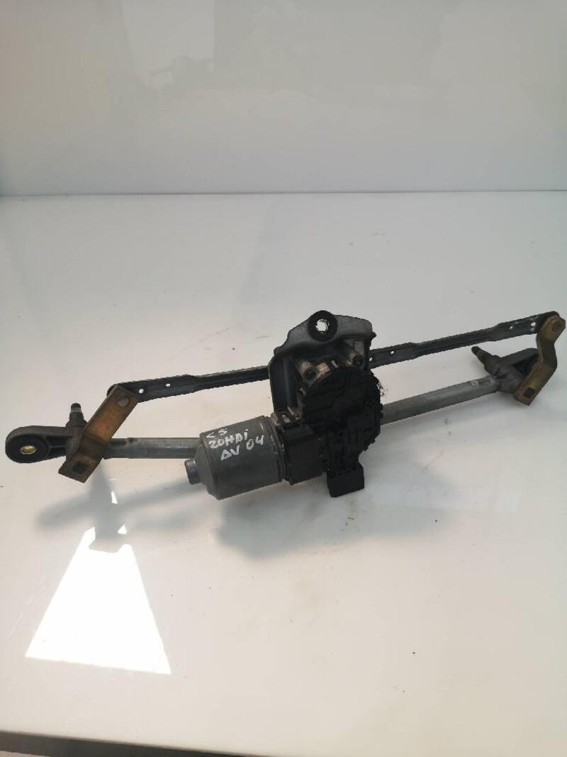 0390241700 240373 front windscreen wiper motor for CITROEN