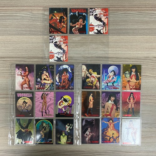 VAMPIRELLA SAMMLERBARE KUNSTKARTEN 1995 TOPPS TEILKARTEN DIE MODERNE GALERIE