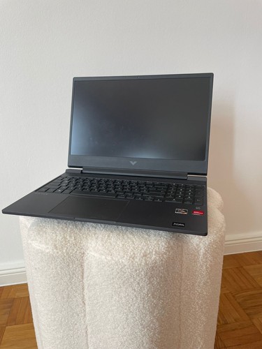 HP VICTUS 15-fb0151ng FHD 144 RYZ5-5 16GB 512 RX6500M - sehr guter Zustand