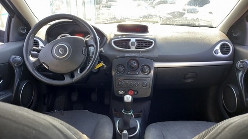consolle centrale cruscotto per RENAULT CLIO III DYNAMIQUE 2007 132446 1086067 - Picture 11 of 19