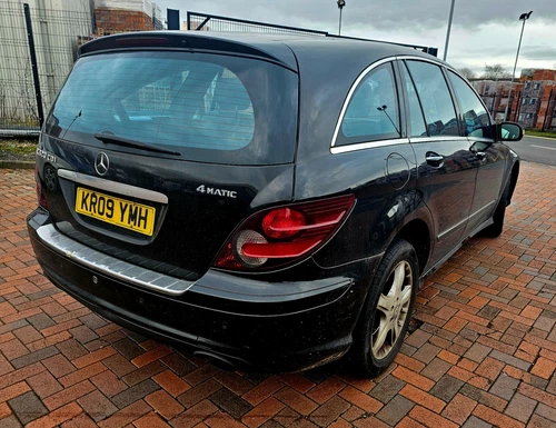 2009 MERCEDES R CLASS 320CDI 4 MATIC 7 SEATER - Picture 4 of 13