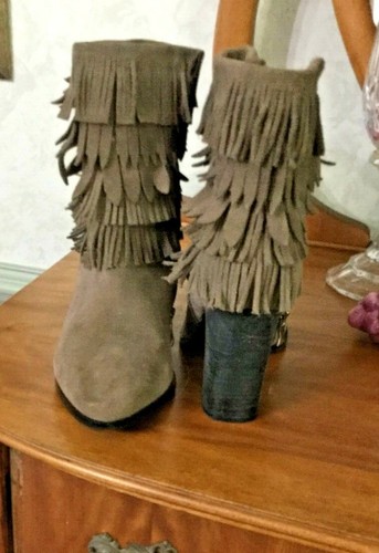 Catherine Malandrino Domenica "Stone" Taup Tan Fringe Bootie Boots 8.5 NWOT - Picture 3 of 4