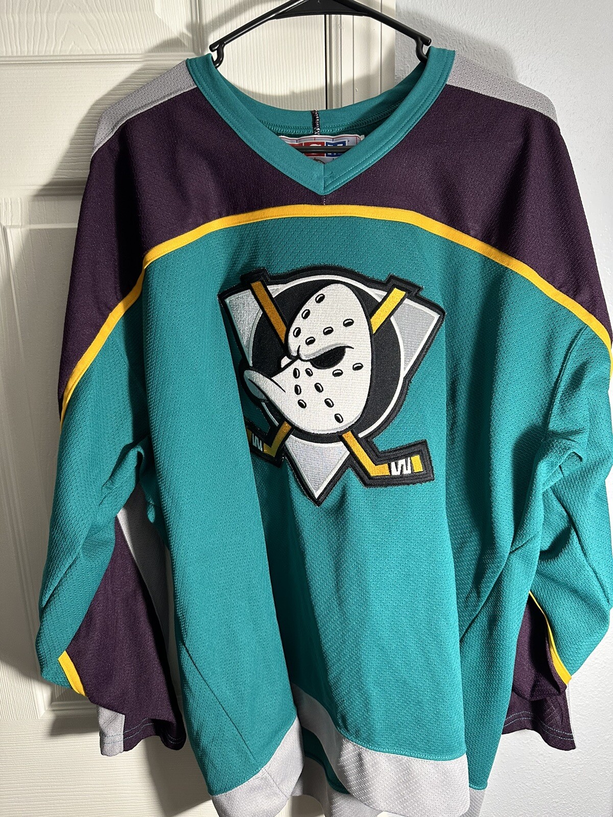 Picture 1 of 6