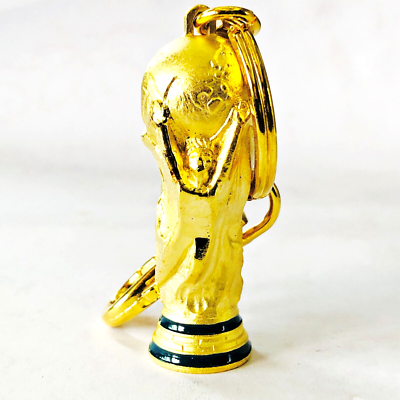 1998 FIFA WORLD CUP Vtg Gold Trophy Keychain FRANCE 98 Soccer