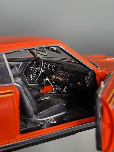 Danbury Mint Diecast Car 1969 Pontiac GTO Judge Model With Box - Picture 12 of 13