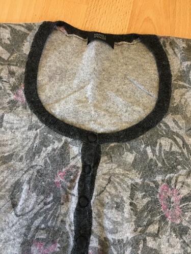 Marks & Spencer - grau gemusterte Strickjacke Größe 6/8 (Viskose/Wollmix) 💜 - Bild 3 von 4