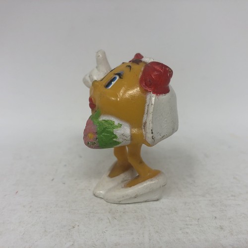 Ms Pacman PVC Figure Bride Wedding 1982 Coleco Pac-Man Cake Topper Vintage - Picture 2 of 6