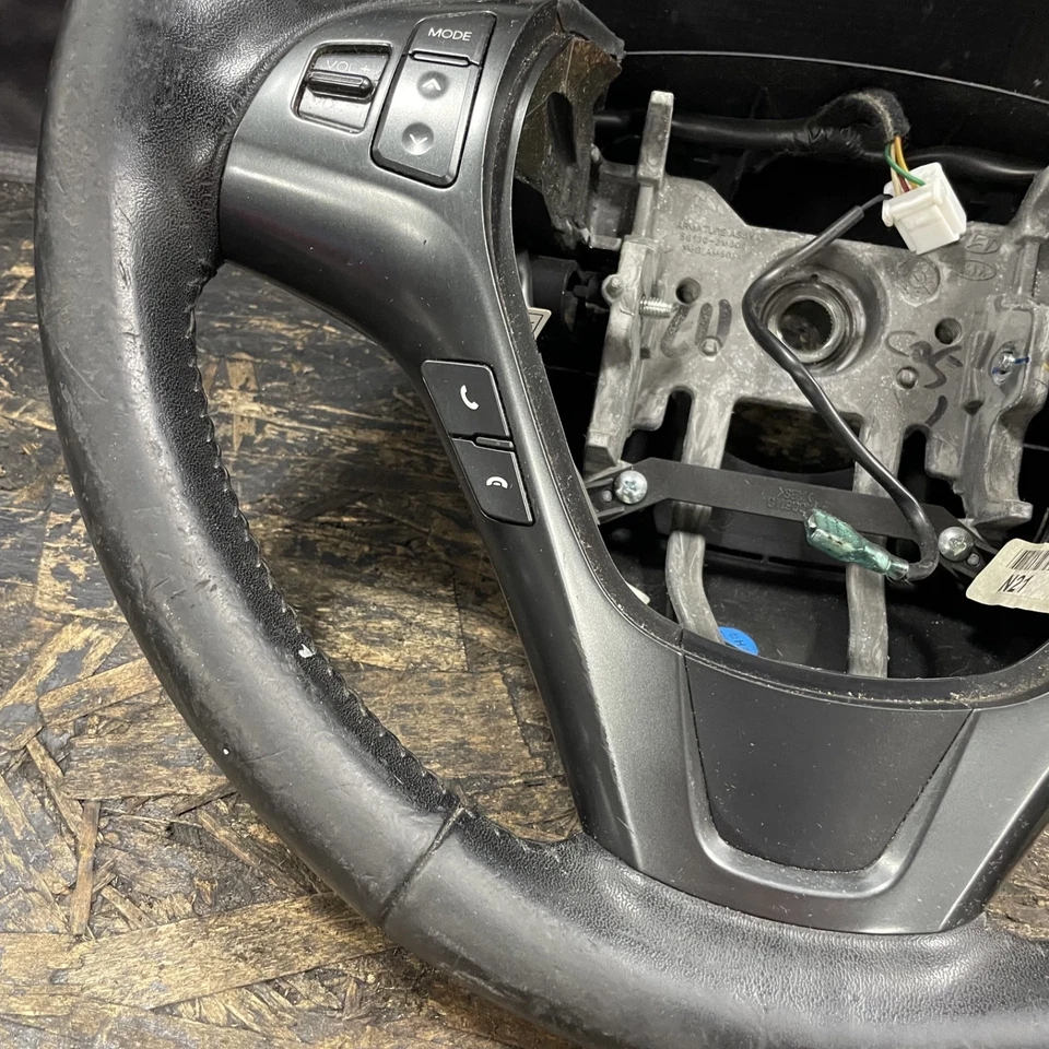 HYUNDAI GENESIS 2010-2012 CUPÉ CUERO NEGRO RSPEC R-SPEC OEM VOLANTE Foto 4 de 4