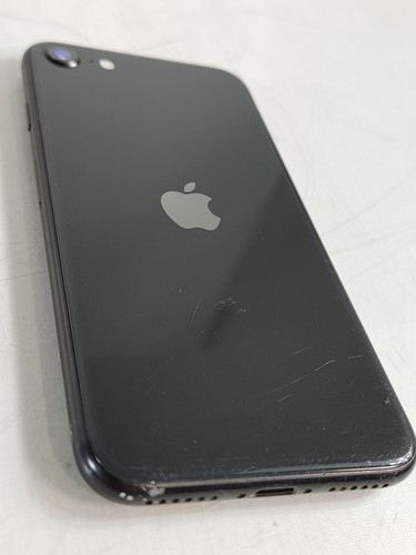Apple iPhone SE (2020) A2275 64 GB iOS 18.5 ( Wi-Fi + 4G ) Débloqué - Photo 8 sur 8