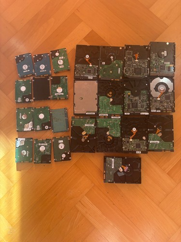 25 defekte(?) Festplatten  - Bild 2 von 2