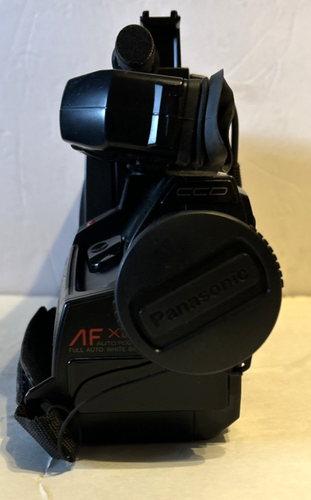 Panasonic AF X8 CCD OmniMovie VHS HQ Camcorder Camera PV-420D - Picture 5 of 8