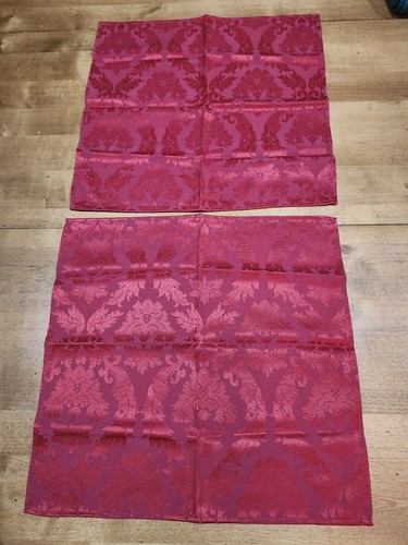 2 JCPENNEY Damascus Holiday Napkins Christmas 🎄 - Picture 1 of 23