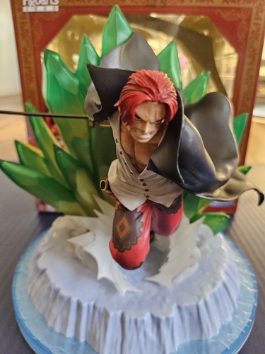 One Piece Film Red Ver. Extra Battle Shanks and Uta FiguartsZERO Japan - Picture 3 of 8