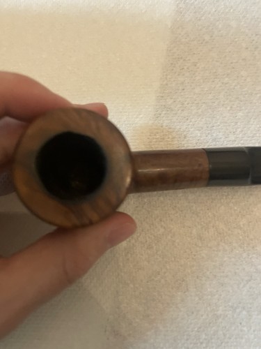 Vintage Bruyere Garantie Estate Pot Shaped Pipe with Saddle Stem - Picture 2 of 12