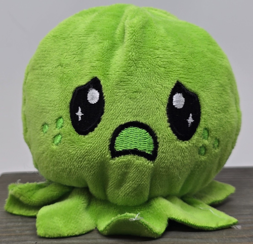 Llavero de felpa reversible Mood Octopus púrpura feliz y verde triste - Imagen 2 de 10