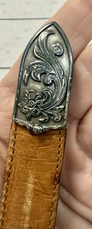 Cinturón Justin Western Talla 30 Top Grano Cuero de Vaca con Conjunto de Hebilla Floral Plateada EE. UU. Foto 4 de 4