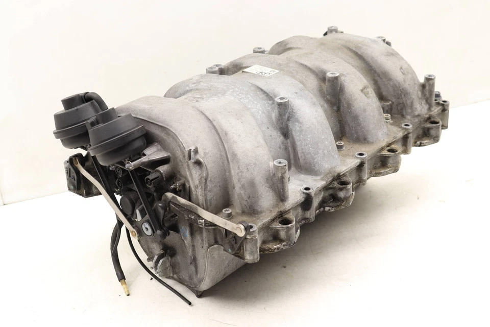 Mercedes-Benz SL550 2007-2012 - Colector de admisión 2731400701 Foto 2 de 4