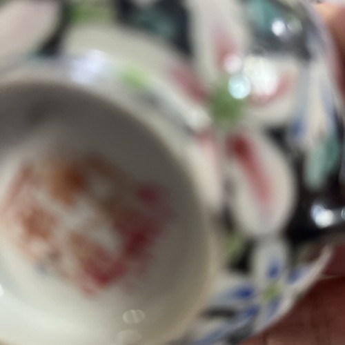 Antiguo juego de té de rosas familiar cantonesa de la dinastía Qing del siglo XIX patrón Millefleur 15 - Imagen 17 de 24