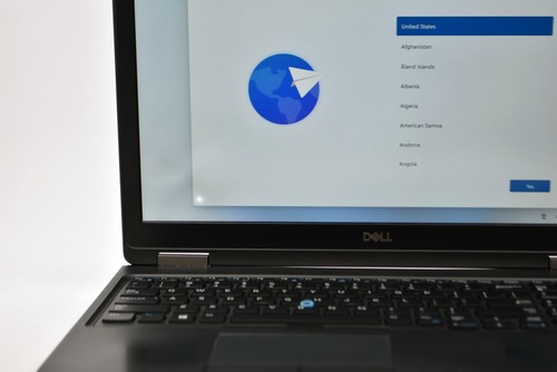 SALE: 15.6" Dell Latitude 5591 Laptop i5 8th Gen 16GB Ram 256GB SSD Windows - Picture 13 of 20