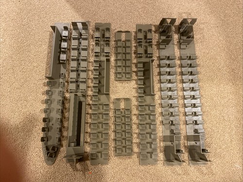 HO Streamliner Passenger Cars Interior Set/lot.  Olive Brown Fits Athearn - Picture 1 of 12